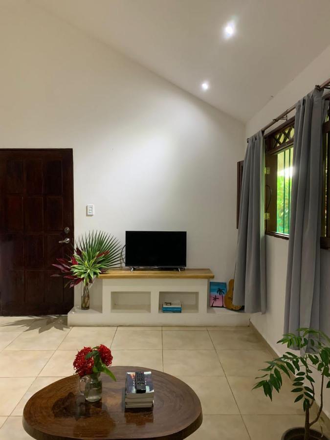 Hostel 7, Casa De Gingi Playa Santa Teresa  외부 사진